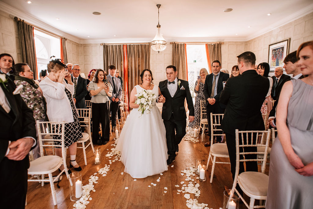 getting married in the cotswolds